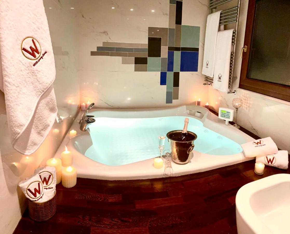 ペスカーラWood Luxury Houseアパートメント エクステリア 写真
