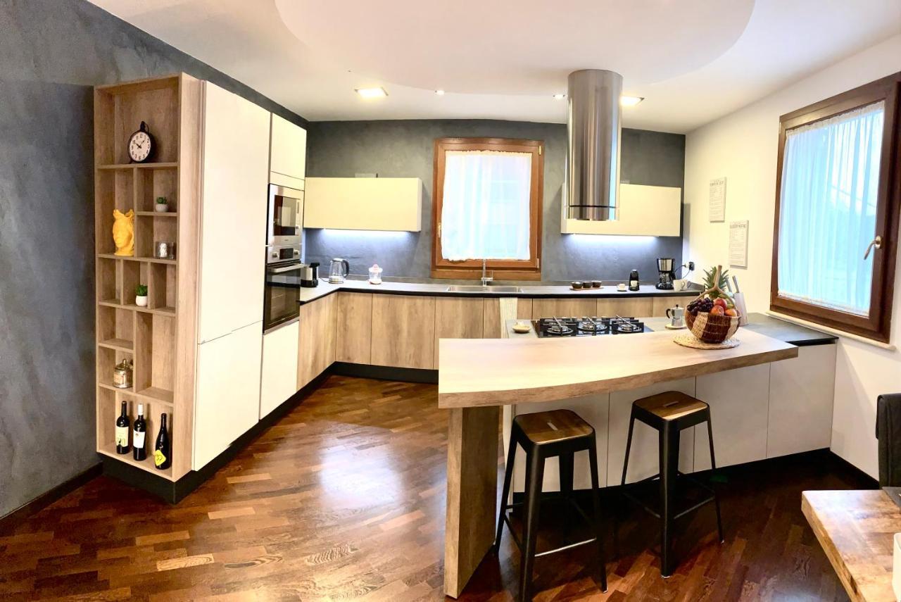 ペスカーラWood Luxury Houseアパートメント エクステリア 写真
